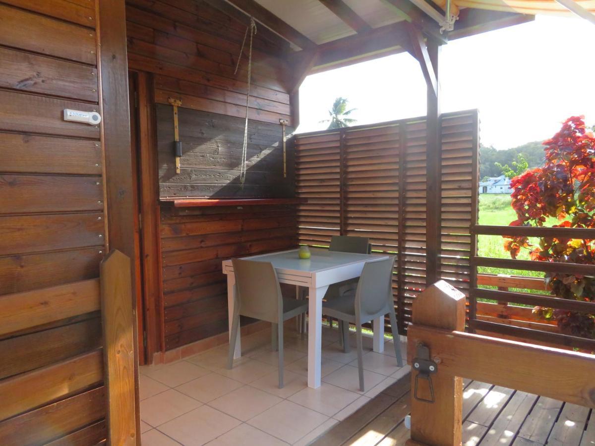 Bungalow des Palétuviers Morne-a-l'Eau Exterior foto